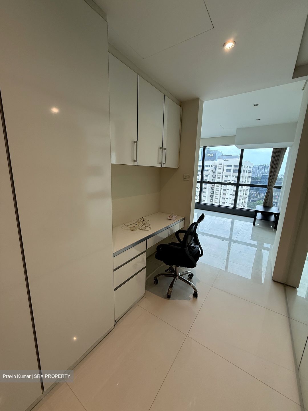 High Street Centre (D6), Apartment #537795551